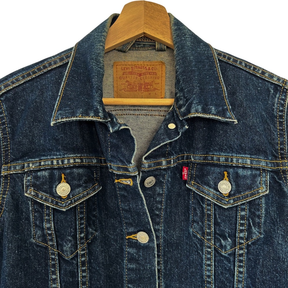 Y2K Levi's Women's Trucker Jean Jacket, Denim Button Down Small, Western VINTAGE - Picture 4 of 8
